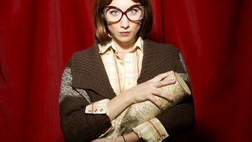 Log Lady cosplay by Amelia Bareparts. Photo by Francine Daveta
