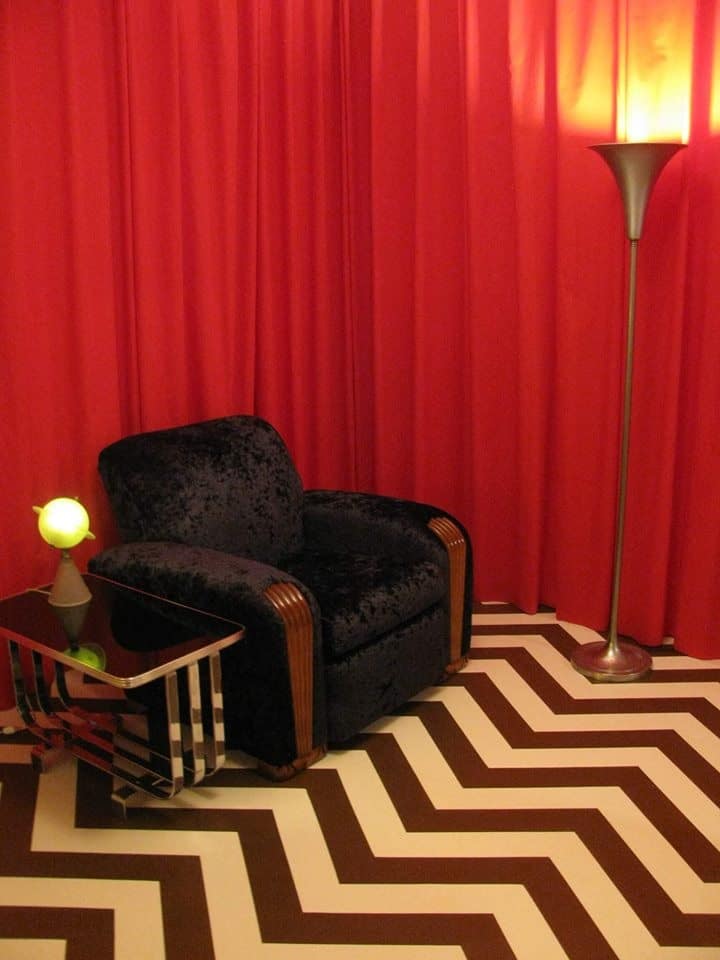 DIY Black Lodge / Red Room Floor