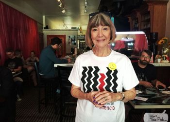 Charlotte Stewart rocking a Silencio t-shirt