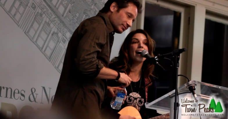 Bree Sharp sang David Duchovny in front of David Duchovny at Barnes and Noble in New York City