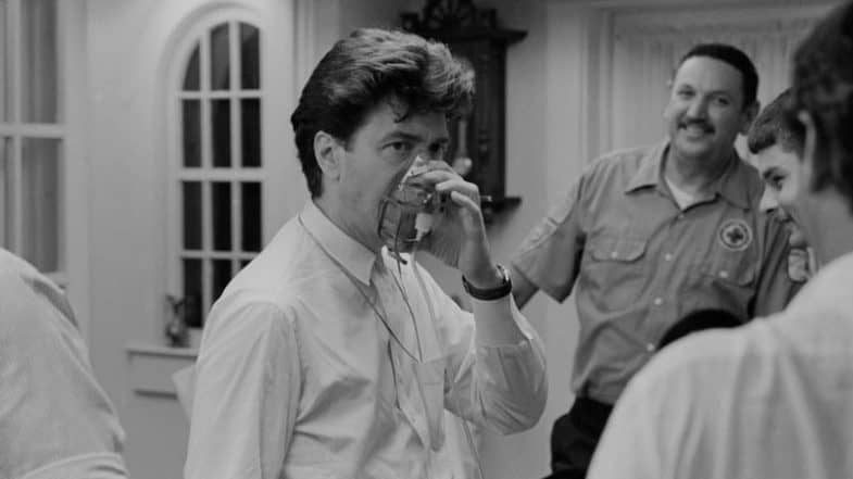 David Lynch trying on Frank Booth's respirator mask