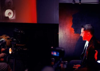 David Lynch Nine Inch Nails Came Back Haunted Video Behind The Scenes