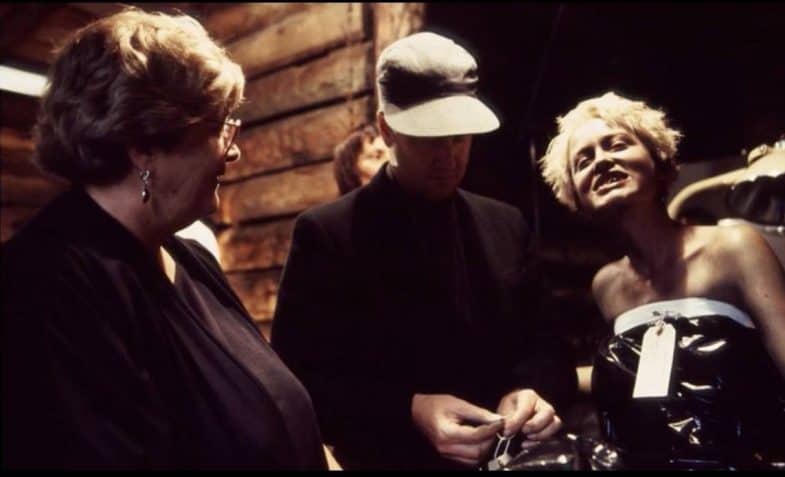 David Lynch and Pamela Gidley behind the scenes of Twin Peaks: Fire Walk with Me