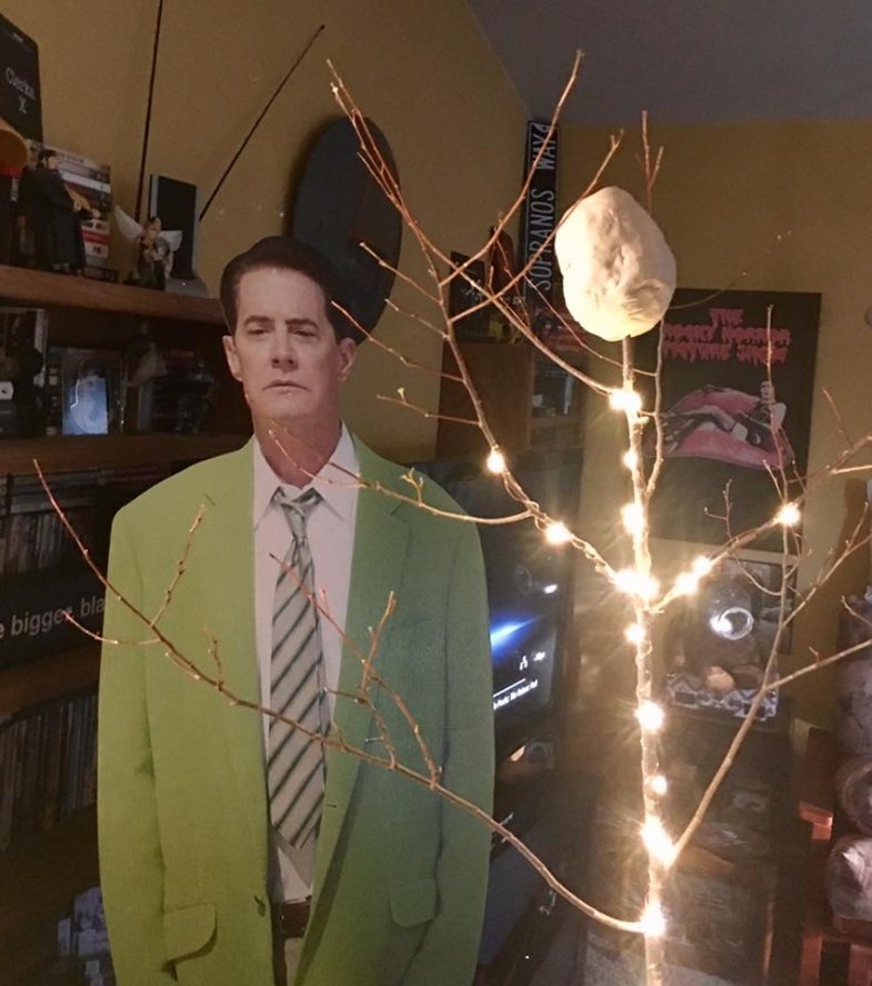 Dougie / Dale Cooper Standee