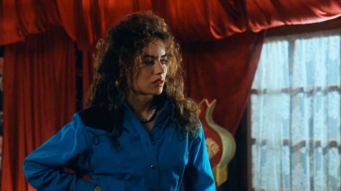Galyn Gorg as Nancy O' Reilly in Twin Peaks