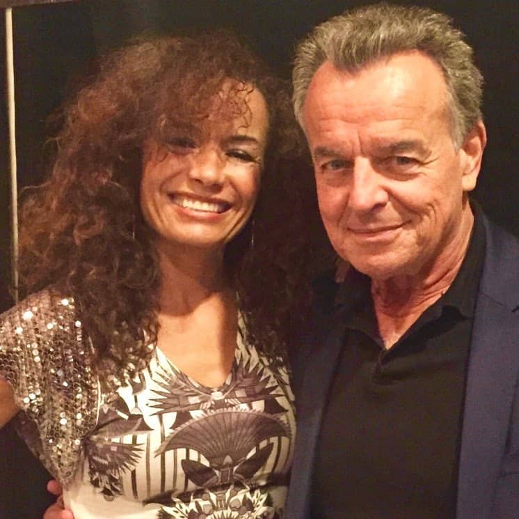 Galyn Görg with fellow Robocop star Ray Wise in 2017