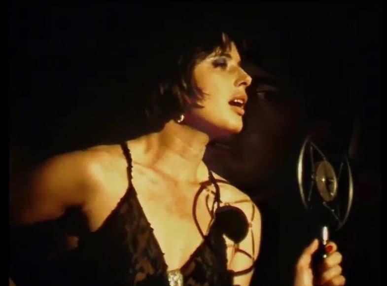 Isabella Rossellini (Dorothy Vallens) sings Blue Velvet at The Slow Club