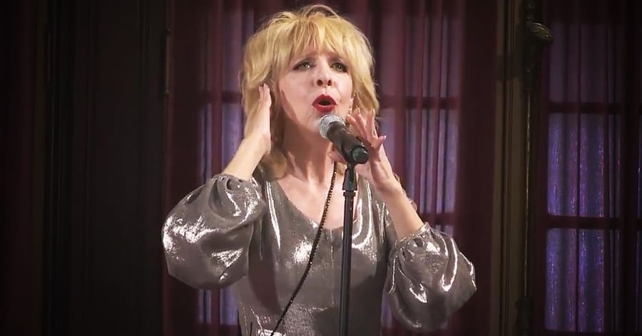 julee cruise twin peaks opening song