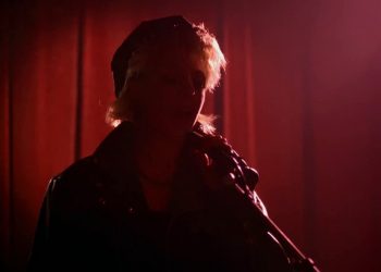 Julee Cruise at the Roadhouse in Twin Peaks
