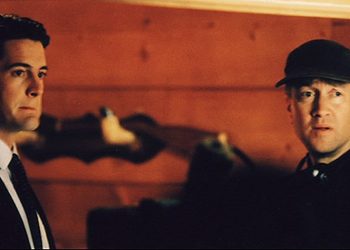Kyle MacLachlan and David Lynch behind the scenes of Twin Peaks