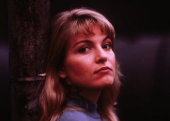 Sheryl Lee as Laura Palmer