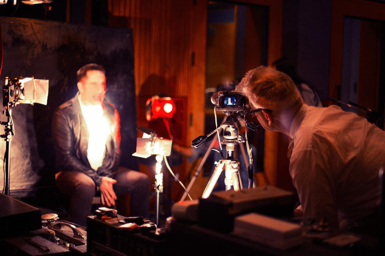 Nine Inch Nails Came Back Haunted Video David Lynch Behind The Scenes 01
