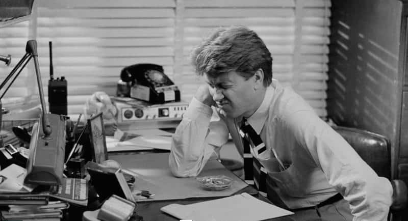 David Lynch on the set of Blue Velvet