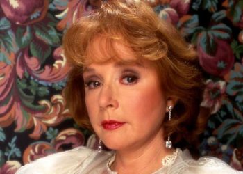 Piper Laurie as Catherine Martell