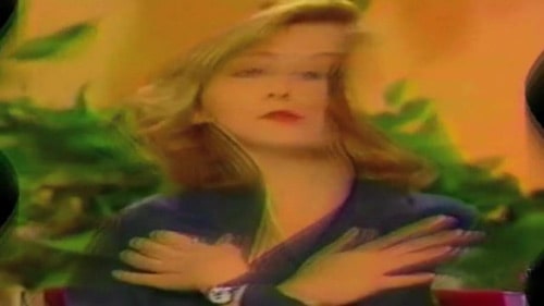Sheryl Lee in trippy Twin Peaks tribute video