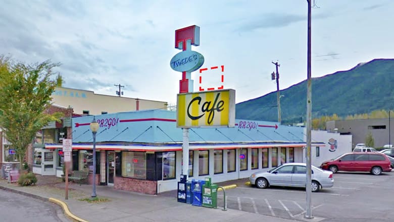 Twede's Cafe, currently still without the RR neon sign... but not for long!