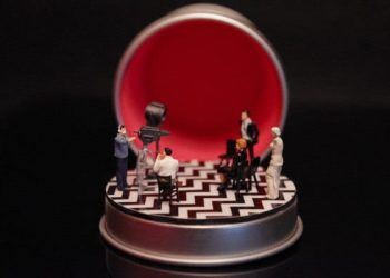 Twin Peaks miniature/diorama by Boxartig: The Black Lodge