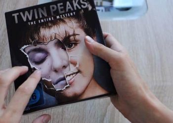 Twin Peaks Blu-ray unboxing