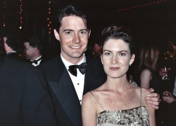 Kyle MacLachlan / Dale Cooper & Lara Flynn Boyle / Donna Hayward