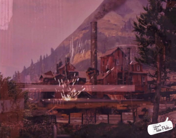 Twin Peaks intro recreated with Grand Theft Auto's Rockstar Editor