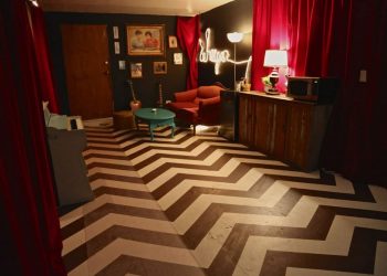Whispering Pines Studios: Lord Huron's Twin Peaks themed lounge