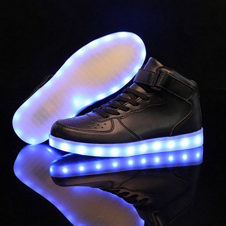 Светящаяся подошва купить. Led кроссовки адидас. Светящиеся кроссовки led Shoes. Кроссовки скетчерс светящиеся черные. Кроссовки найк со светящейся подошвой.